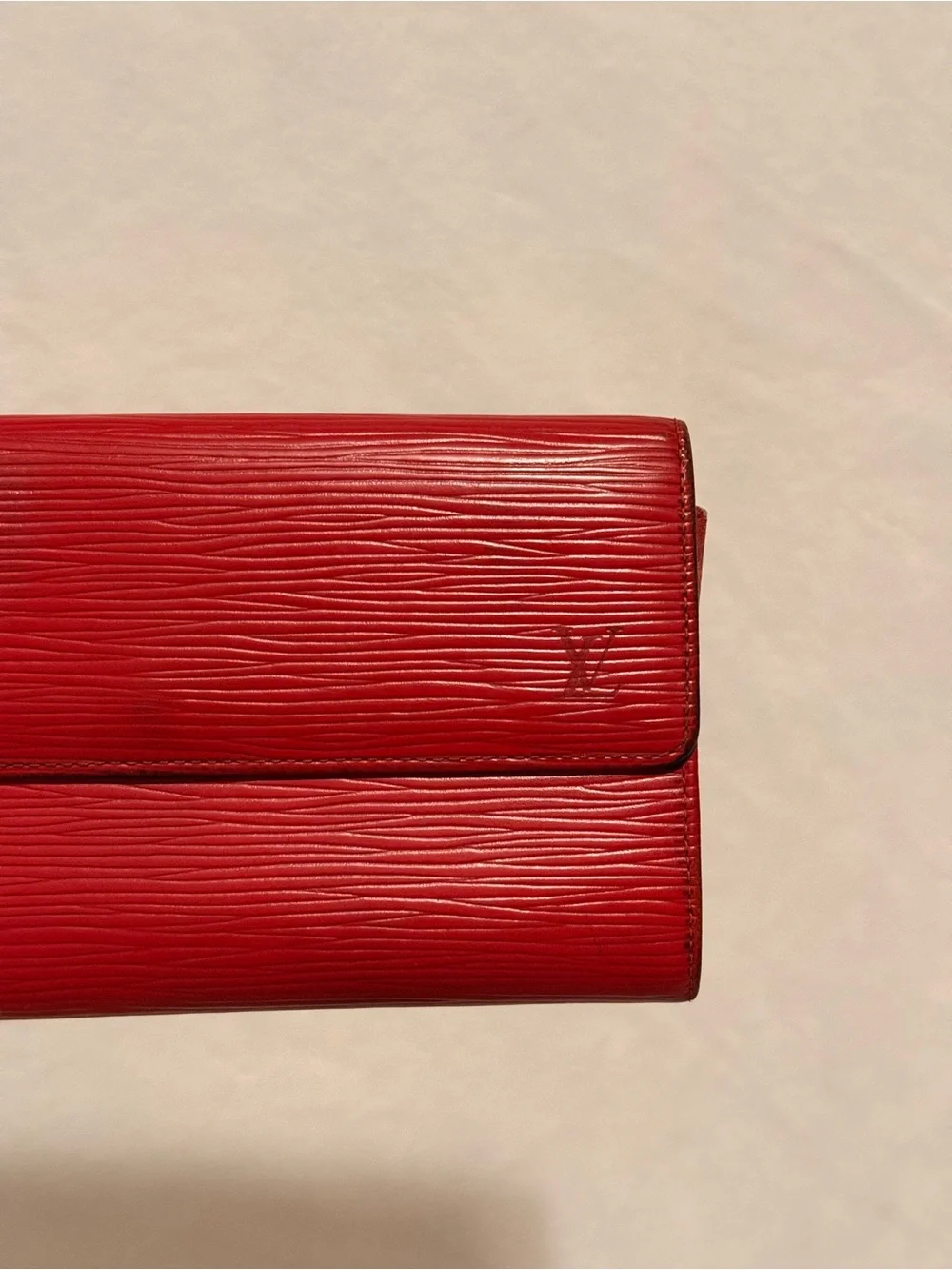 Authentic Louis Vuitton Sarah Wallet | Castillan Red Epi Leather CA1905